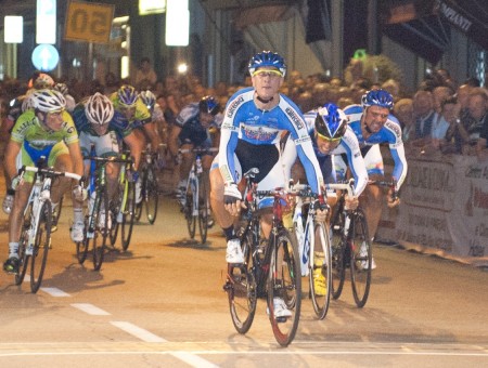 Dal Col – Trevigiani Dynamon Bottoli – wins a night race