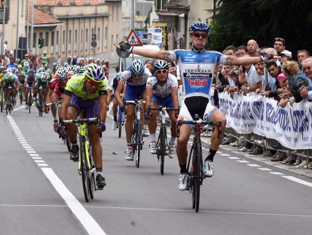 Zordan wins at Trofeo Lampre race