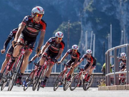 Equipo Area Zero d’Amico Bottecchia está compitiendo en el Giro del Trentino 2016