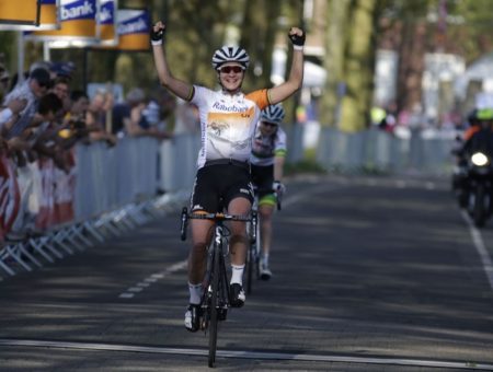Marianne Vos – Rabo Liv Giant – ha ganado la carrera de Rabobank 7-Dorpenomloop Aalburg